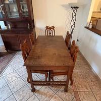 Tavolino e sedie in teak anche per esterno