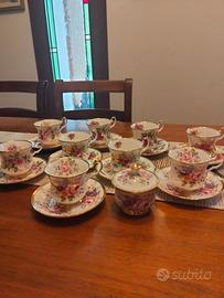 Tazzine e zuccheriera