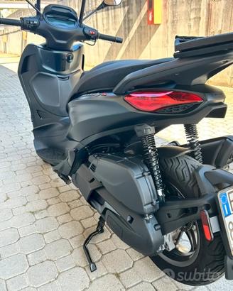 Scooter beverly 400 s