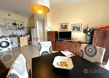 MOBILIO ED ELETTRODOMESTICI