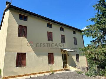 Casa indipendente di 1694 m² a Val Liona