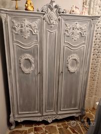 dispensa interamente in legno 