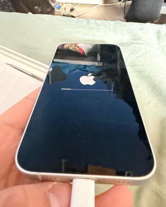 iPhone 16e