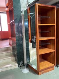 Espositori in legno di ciliegio, arredi per negozi