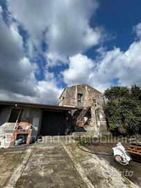 Terreno agricolo e rudere San Giovanni Montebello