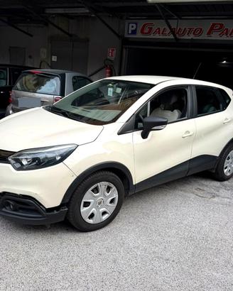 Renault Captur 1.5 dCi 90 CV - SOLO 50.000 KM
