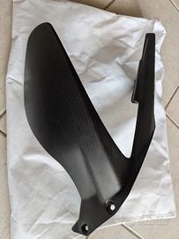 Parafango posteriore carbonio opaco V4