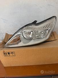 Faro sinistro Ford focus