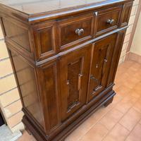 Mobile in legno