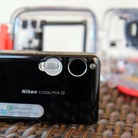 Nikon con scafandro sub