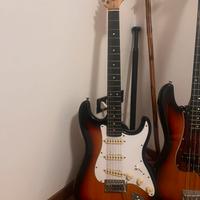 Chitarra elettrica stile fender