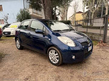 TOYOTA Yaris 1.4 D-4D 5p. Sol