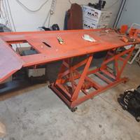 Ponte sollevatore moto