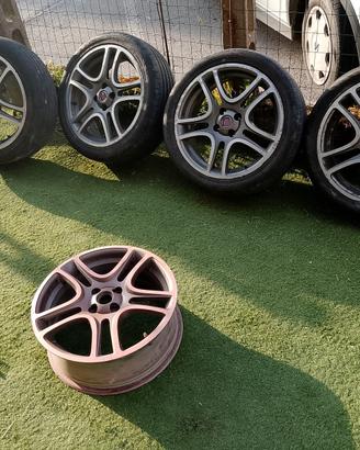 cerchi in lega da 17 pollici fiat grande punto 