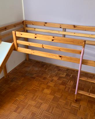 Letto con scivolo