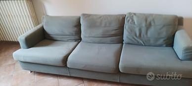 divano 3 posti e credenza angolare