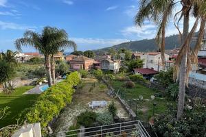 Appartamenti in villa con ingresso indipendente