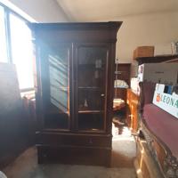 VETRINETTA DELLA PRIMA META' 800 IN NOCE MASSELLO