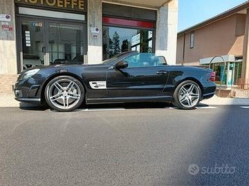 Mercedes-benz SL 63 AMG PERFORMANCE, SEMPRE TAGLIA