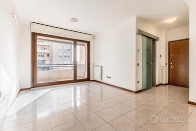 Torrino - trilocale con posto auto e cantina