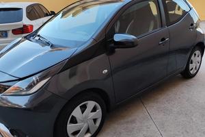 Toyota Aygo x play 5 porte 