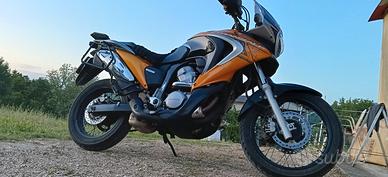 Transalp 700
