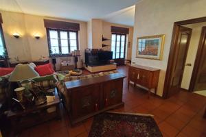 Macherio quadrilocale ultimo piano, box doppio