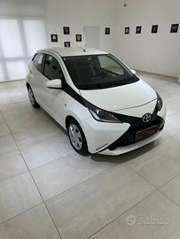 TOYOTA AYGO UNICO PROPRIETARIO GUIDABILE DA NEOPAT