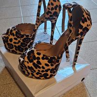 Scarpe con tacco alto sexy 