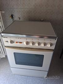 Cucina Smeg fornelli forno