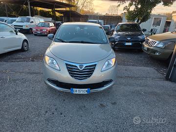 Lancia Ypsilon 1.2 69 CV 5 porte GPL Ecochic Gold