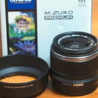 Olympus 25 1.8 per micro 4/3