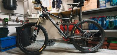 Cube Stereo 8  27,5"