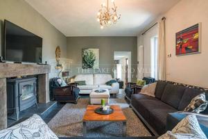 Casa indipendente di 140 m² con 4 locali a San Sir