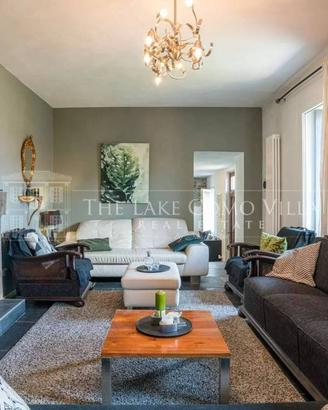 Casa indipendente di 140 m² con 4 locali a San Sir