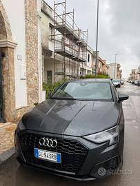 Audi A3 Sedan leggere prezzo trattabile o scambi.o