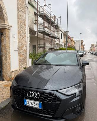 Audi A3 Sedan leggere prezzo trattabile