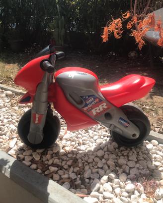 Moto giocattolo