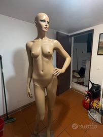 manichino donna