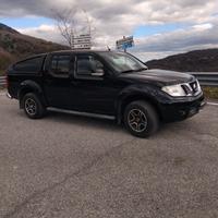 Nissan Navara 2.5 dCi 4 porte Double Cab Sport