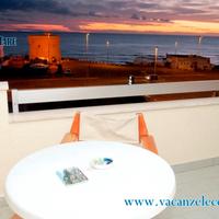 Gallipoli lido /fronte mare/balcone/posto auto