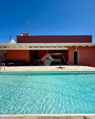 VILLA SINGOLA A MONOPOLI