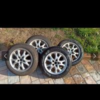 Gomme invernali con Cerchi in lega 185/65 R15