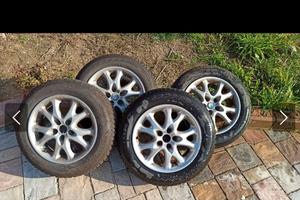 Gomme invernali con Cerchi in lega 185/65 R15