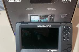 Ecoscandaglio Lowrance Hook reveal