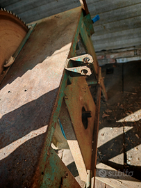 Sega circolare a cardano per trattore