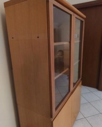 Mobile con vetrinetta