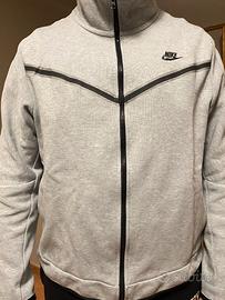 Felpa Nike Tech Fleece originale con zip cappuccio