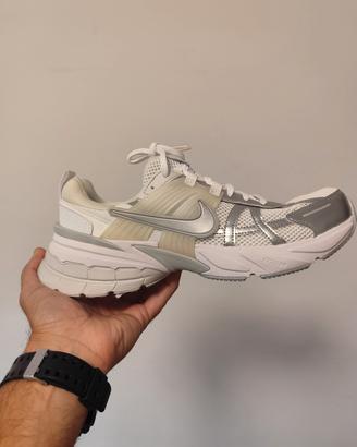 Nike V2K Run numero 44.5 nuove