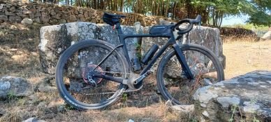 Bici gravel/ciclocross in carbonio